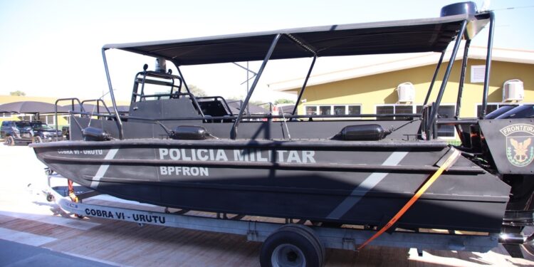 Uma das embarcações doadas pela Itaipu para uso do Batalhão de Fronteira. Foto: Divulgação. Uma das embarcações doadas pela Itaipu para uso do Batalhão de Fronteira. Foto: Divulgação.