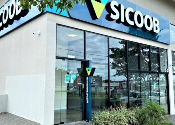 Sicoob reforça cartões internacionais com mais benefícios e facilidade nas compras - foto: divulgação
