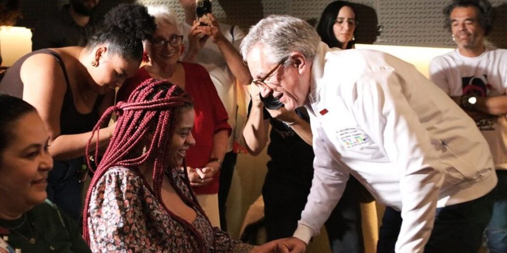 A terapia antirretroviral é ofertada de forma gratuita pelo SUS, que oferece acompanhamento a todas as pessoas diagnosticadas com HIV. Foto: Luiza Frazão/MS.