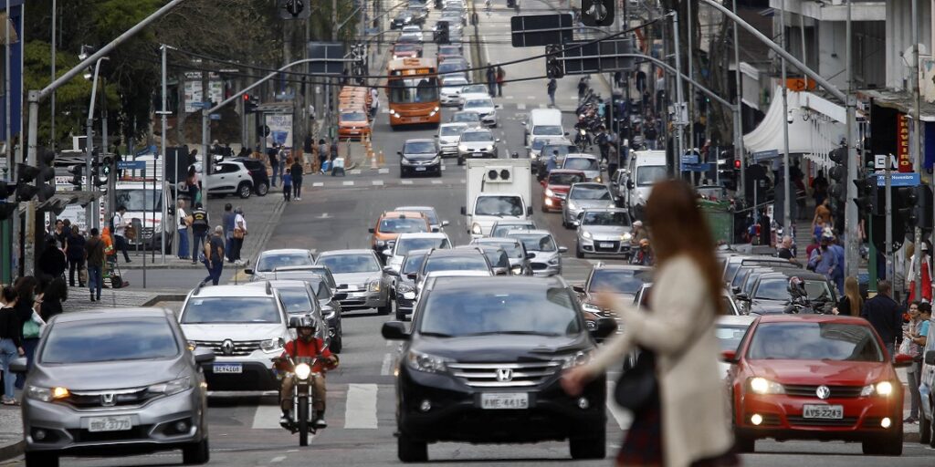 Motoristas sem infrações podem renovar a CNH sem exames ou taxas. Foto: Albari Rosa/Arquivo AEN
