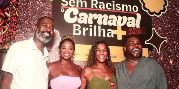 Campanha busca prevenir práticas racistas em blocos e desfiles Foto: Rafael Caetano/MIR Campanha busca prevenir práticas racistas em blocos e desfiles Foto: Rafael Caetano/MIR