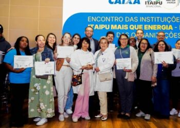 Encontro da Itaipu com representantes das organizações contempladas no edital anterior. Foto: Lucas Batista/Itaipu Binacional.