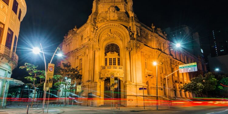 Tombamento garante preservação do edifício e de sua memória histórica. Foto: Reprodução/Internet Tombamento garante preservação do edifício e de sua memória histórica. Foto: Reprodução/Internet