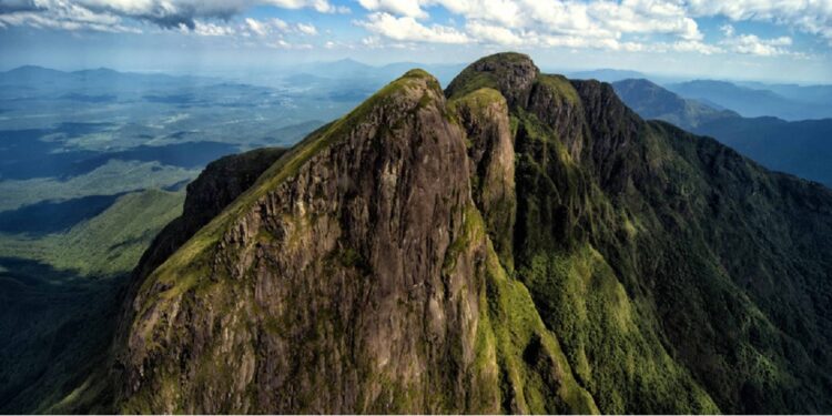 Propostas surgem após desaparecimento de jovem no Pico Paraná. Créditos: Denis Ferreira Netto
Propostas surgem após desaparecimento de jovem no Pico Paraná. Créditos: Denis Ferreira Netto
