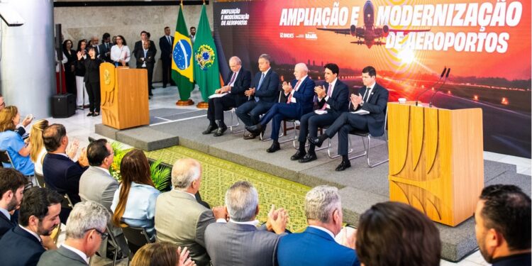 Modernização eleva capacidade operacional e melhora experiência dos passageiros. Foto: Henrique Raynal | CC