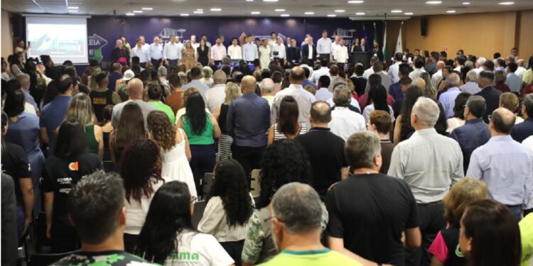 Arapongas recebeu a 37ª edição da Assembleia Itinerante, com apresentação de reivindicações locais.. Créditos: Valdir Amaral/Alep