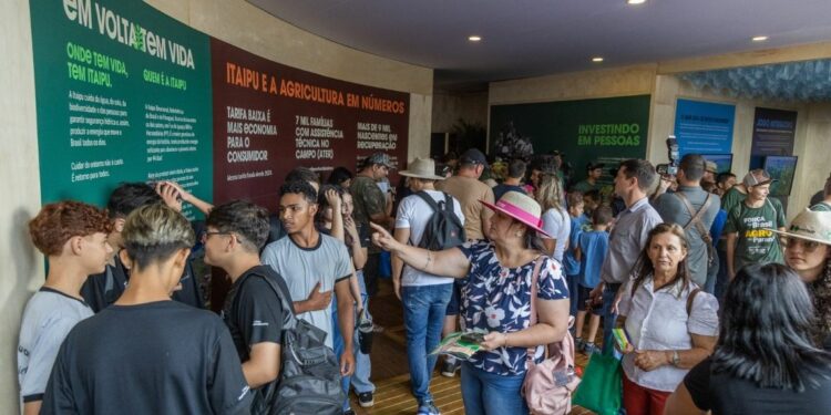 Estande da Itaipu no Show Rural. Foto: Jean Pavão/Itaipu Binacional.