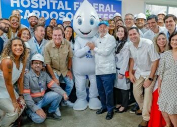 Presidente Lula, ministros Alexandre Padilha (Saúde) e Anielle Franco (Igualdade Racial), e prefeito do Rio, Eduardo Paes, durante inauguração do Centro de Emergência 24h do Hospital Federal Cardoso Fontes, no Rio de Janeiro - Foto: Ricardo Stuckert / PR.