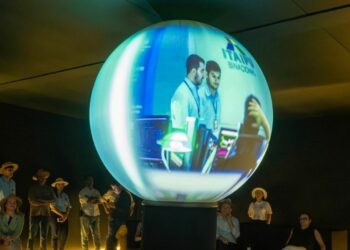 Ciência na Esfera, ferramenta de visualização em 360° que apresenta conteúdos científicos de forma dinâmica. Foto: Marcos Labanca/Itaipu Binacional.