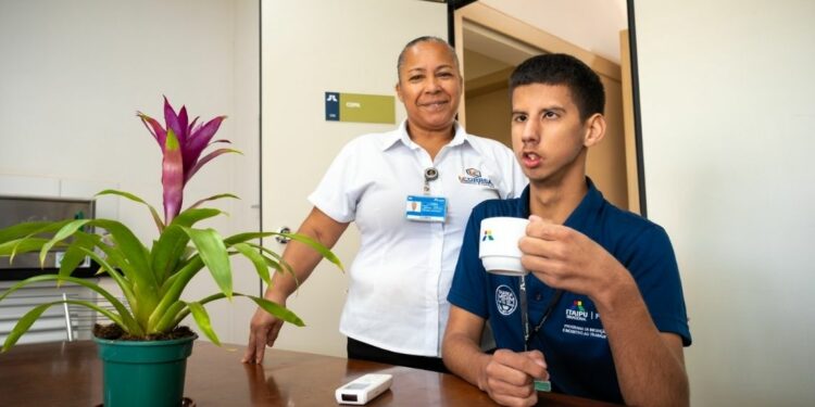 Ryann Mateus Marques de Lima, 17 anos, integrante do PIIT. Foto: Rubens Fraulini/Itaipu Binacional. Ryann Mateus Marques de Lima, 17 anos, integrante do PIIT. Foto: Rubens Fraulini/Itaipu Binacional.