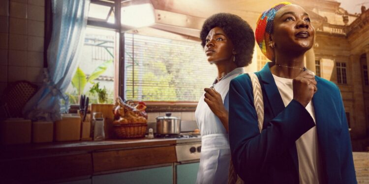 Maria Roa personifica a força da mulher negra na linha de frente da luta de classes. Foto: Divulgação/Netflix.