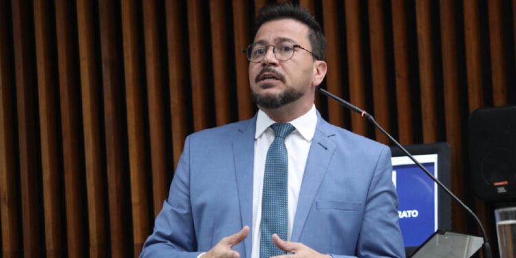 Deputado Arilson Chiorato (PT), líder da Oposição na Casa.
Créditos: Orlando Kissner/Alep