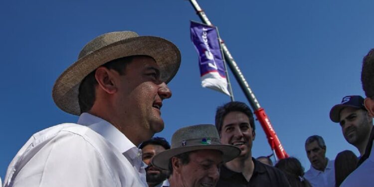 Pesquisa comparou o desempenho de diferentes governadores da mesma sigla nos cenários de primeiro turno. Foto AENPR