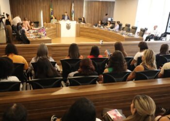 Cartilha sobre direitos da parturiente busca conscientizar a população e reduzir o tabu sobre a violência no parto. Créditos: Valdir Amaral/Alep