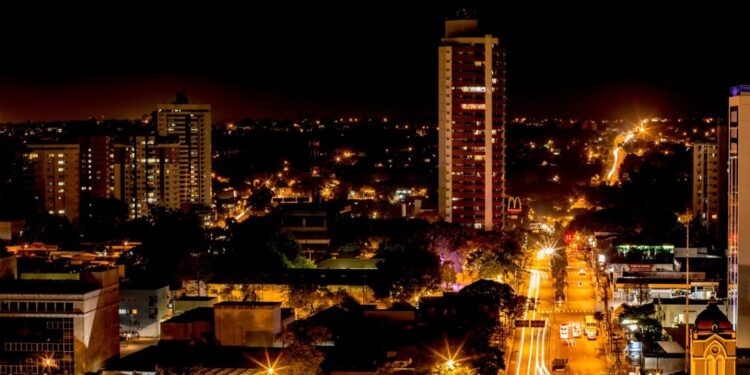 Filmagens envolvem simulações policiais e uso de efeitos especiais. Foto: Divulgação/Prefeitura de Foz do Iguaçu Filmagens envolvem simulações policiais e uso de efeitos especiais. Foto: Divulgação/Prefeitura de Foz do Iguaçu
