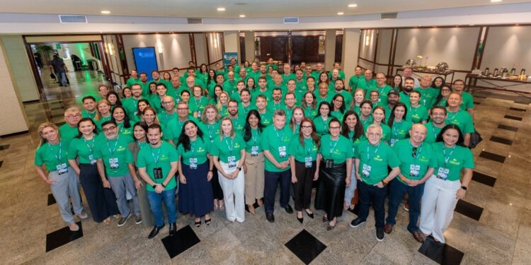 Associados do maior grupo de empresas de contabilidade do Brasil: o GBrasil Associados do maior grupo de empresas de contabilidade do Brasil: o GBrasil