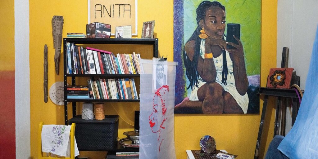MUPA promove a valorização do patrimônio artístico contemporâneo através de publicações que registram a história local. Foto: Carla Bordin