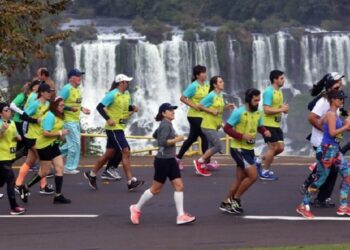 Foto: Cataratas do Iguaçu.