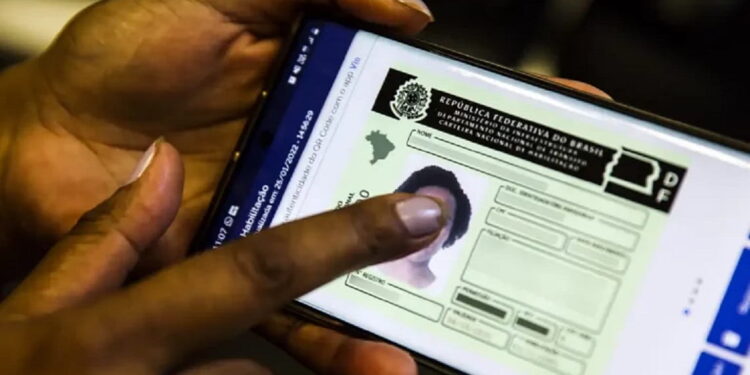 Renovação automática beneficia bons condutores. Foto: Marcello Casal Jr/Agência Brasil