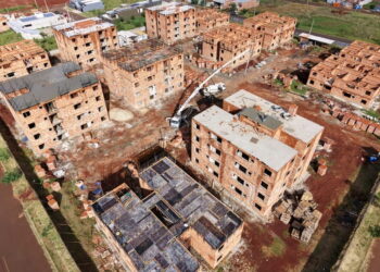 Recursos federais do Minha Casa Minha Vida financiam construção. Foto: PMFI.