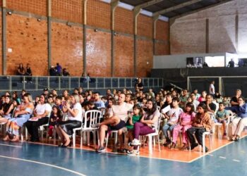 Mais de 600 pessoas já assistiram aos seis espetáculos realizados até o momento no Paraná. Foto: Flávio Menoli/Video Up/Itaipu Parquetec.