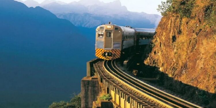Ferrovia histórica é destaque do turismo brasileiro. Foto: Divulgação/Serra Verde Express