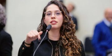 Reajuste médio de 19,2% da energia elétrica gerou debate no Paraná. Créditos: Divulgação/Assessoria Parlamentar.