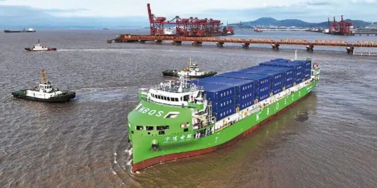 - Ning Yuan Dian Kun, navio da China (Foto: Xinhua)
- Ning Yuan Dian Kun, navio da China (Foto: Xinhua)