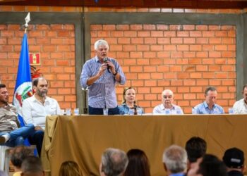 Para o diretor de Coordenação da Itaipu Binacional, Carlos Carboni,  "as rádios comunitárias têm uma enorme importância para a comunidade". Foto: William Brisida/Itaipu Binacional.